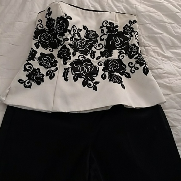 Acetate,Nylon and spandex black pants. - Picture 5 of 7